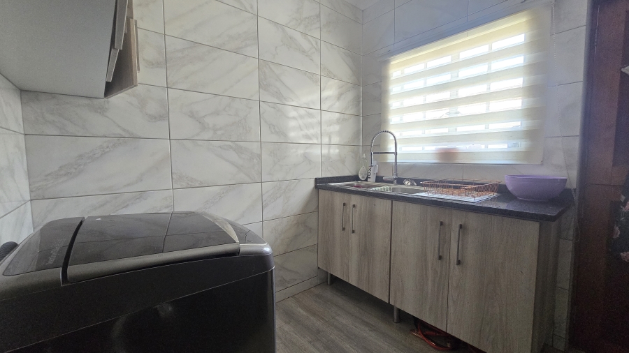 3 Bedroom Property for Sale in Waterkloof North West